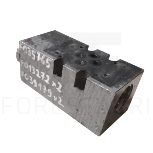 Gebrauchter Block - F035765