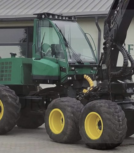 SZYBA PRZEDNIA DO HARVESTERA 12MM